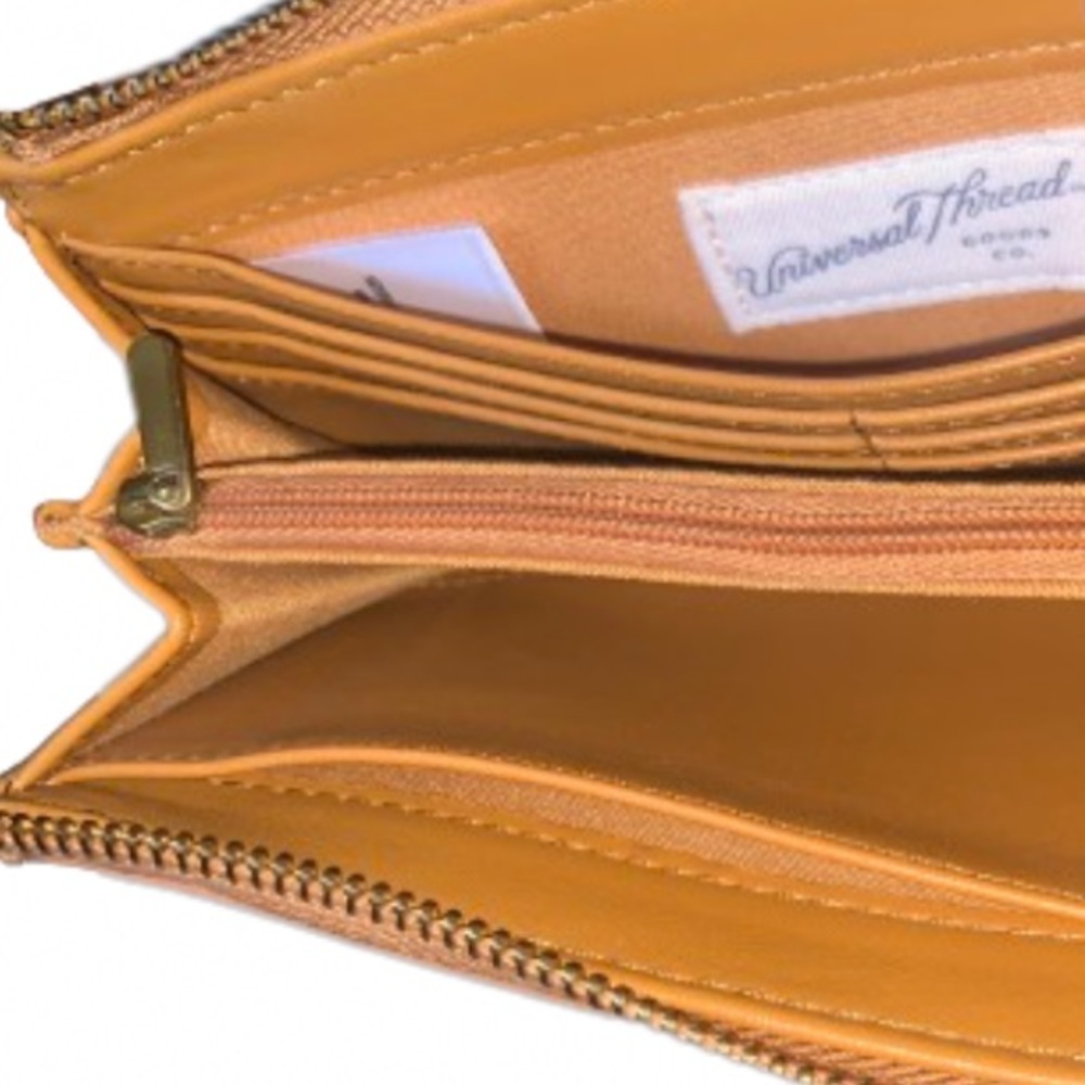Universal Thread Wristlet / Wallet - image 3